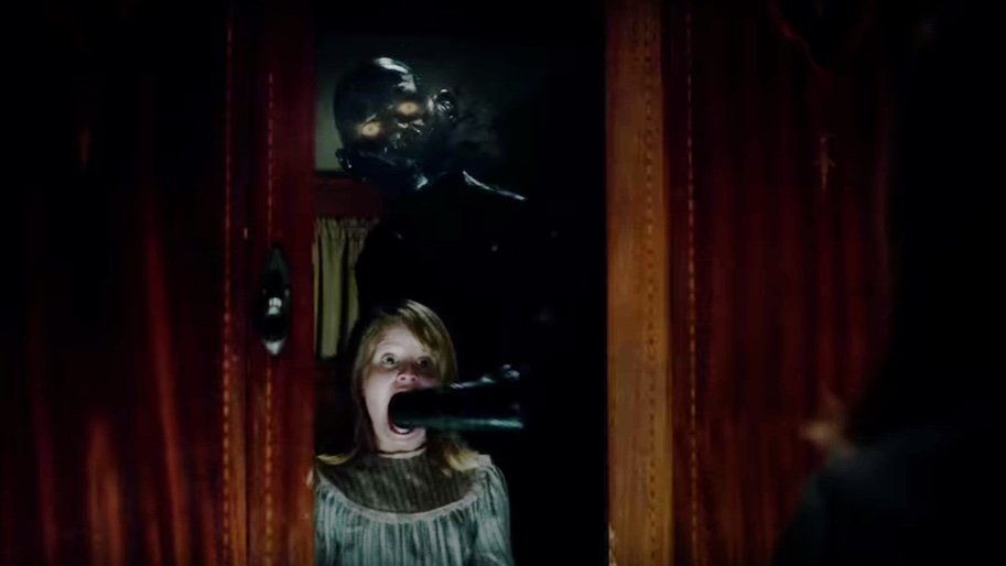 ouija origin of evil lulu wilson henry thomas elizabeth reaser mike flanagan it's the booze talkin