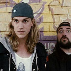 Kevin Smith has revealed a bit about the Jay and Silent Bob 3 plot and promised that no beloved characters will die in this one
