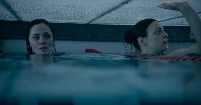 12 Feet Deep trapped sisters movie review