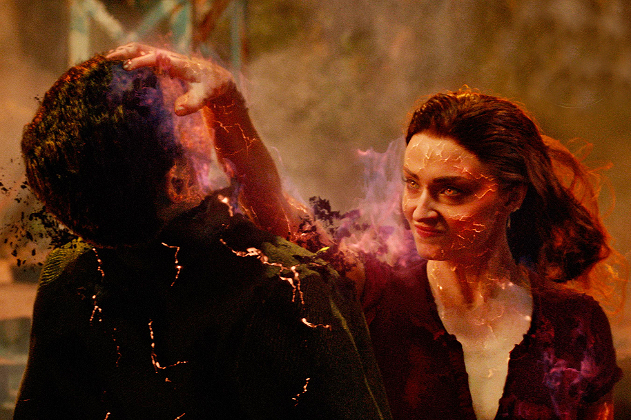 dark phoenix, sophie turner