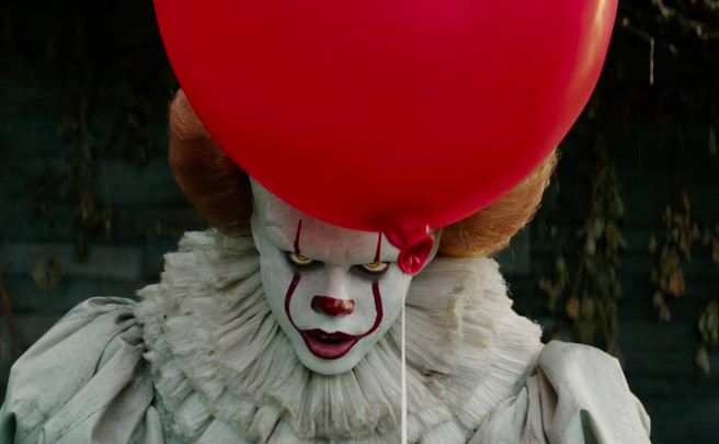2017 andres muschietti bill skarsgard clown horror it it's the booze talkin pennywise stephen king tim curry