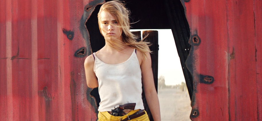 The Bad Batch Ana Lily Amirpour Suki Waterhouse