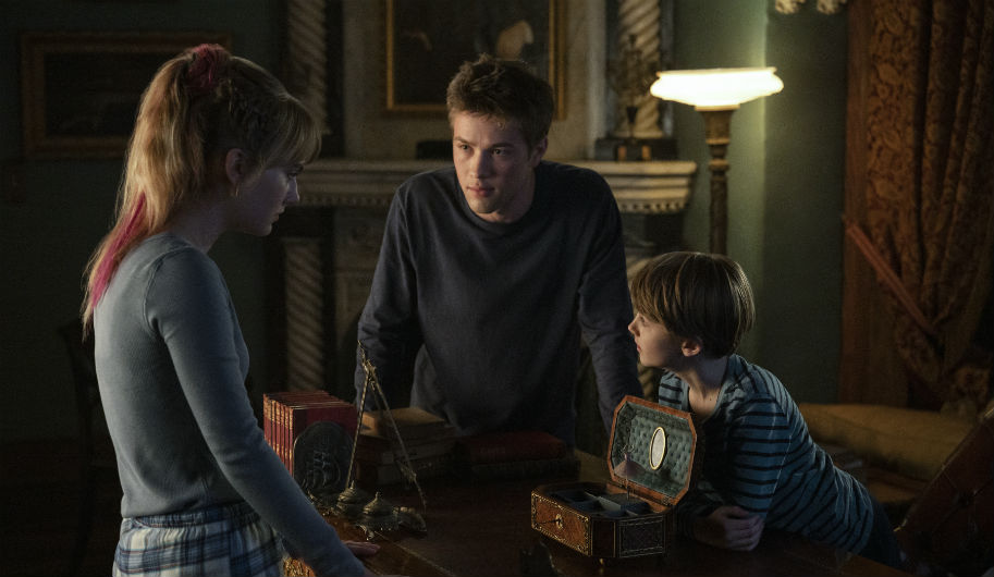 TV Review, Netflix, Locke & Key, Horror, Joe Hill, Drama, Fantasy, TV, Andy Muschietti, Stephen King