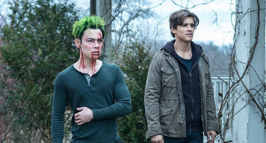 TV Review, DC Universe, DC Comics, Titans, Brenton Thwaites, Iain Glen, Batman, Robin