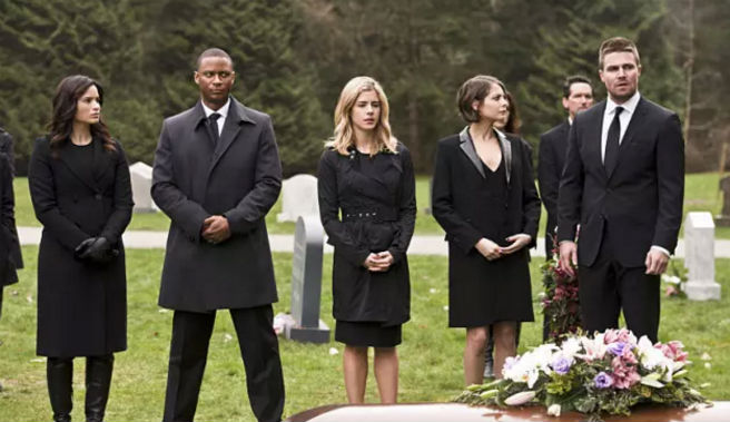 Arrow, DC Comics, Drama, Comic Book, Superhero, TV Review, Stephen Amell, The CW