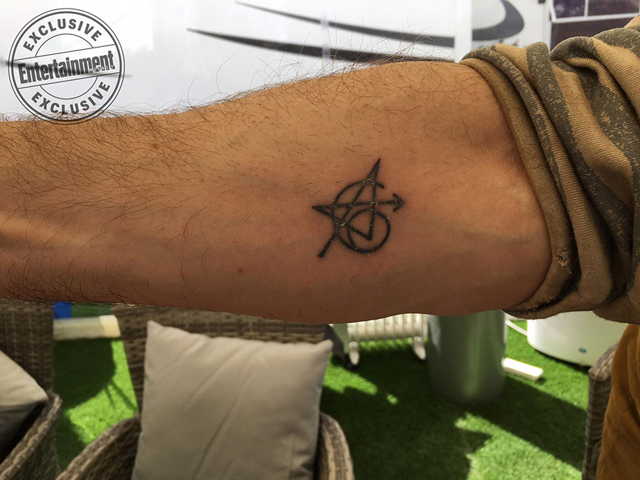 Five of the original Avengers got matching tattoos because life is magical
