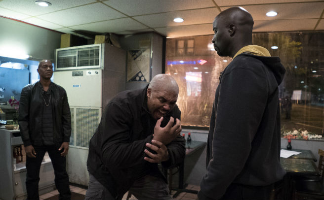 Luke Cage, TV Review, Marvel Studios, netflix, Superhero, Comic Book, alfre Woodard, Mike Colter, Daredevil, Jessica Jones