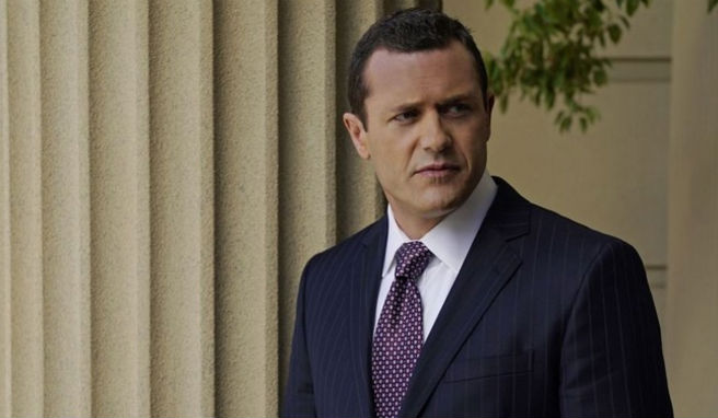 Agents of S.H.I.E.L.D., Marvel Studios, TV Review, ABC, Drama, Fantasy, Superhero, Clark Gregg, Captain America: Civil War