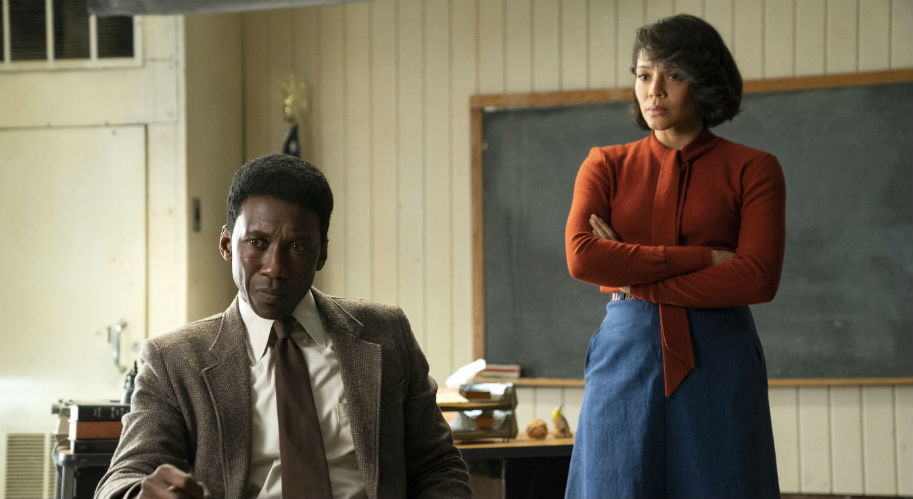 true detective tv review, TV Review, True Detective, HBO, Mahershala, Ali, Stephen Dorff, Carmen Egojo, Drama, thriller, mystery