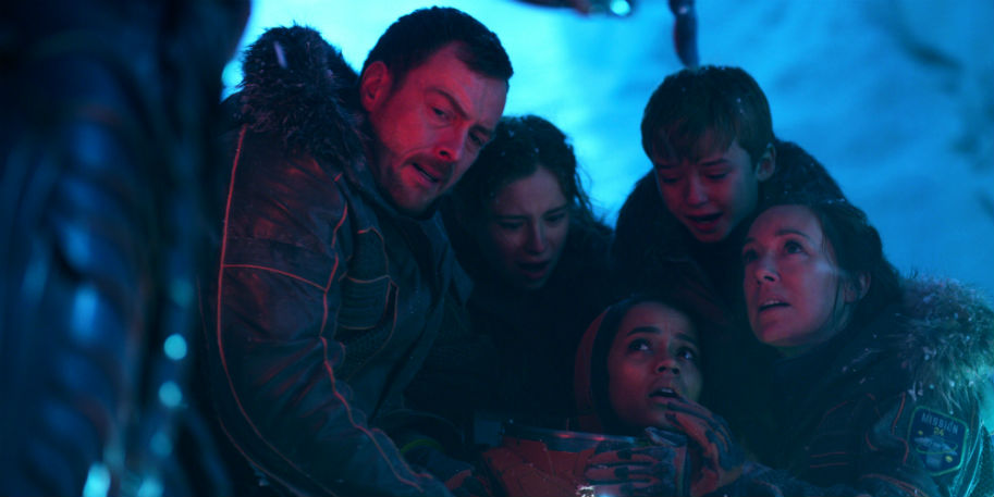 Lost in Space, TV Review, Netflix, Lost in Space TV Review, Science Fiction, Drama, Toby Stephens, Molly Parker, Parker Posey