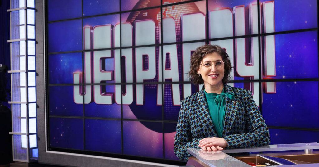 Mayim Bialik will temporarily host the syndicated  Jeopardy! show in addition to hosting the primetime and spinoff series