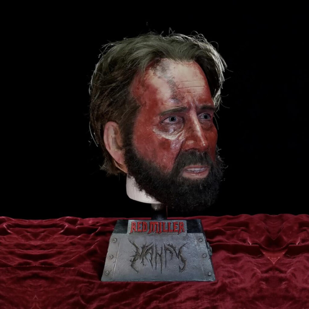Nicolas Cage masque Mandy