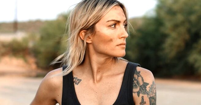 Dana Kippel is writing, directing, producing, and starring in the body snatcher thriller Reflect. Co-starring Eric Scott Woods, Joe Filippone