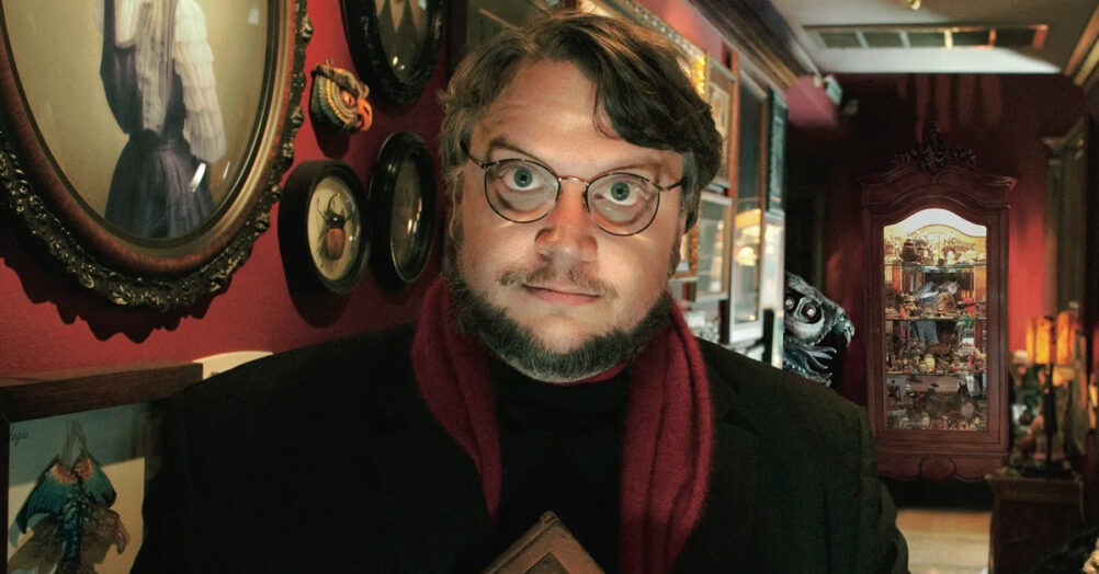 Guillermo del Toro and members of his Frankenstein cast went to a Toronto restaurant and posed for a picture with staff members