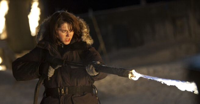 The director of The Thing 2011, a prequel to John Carpenter's The Thing, regrets FX decisions and the lack of a sequel