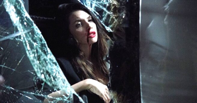 A teaser trailer has been released for Dario Argento's new giallo film Dark Glasses, which is getting a theatrical release in Italy this month