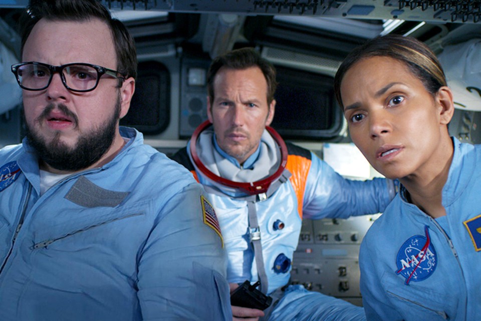 Moonfall, canada, theatrical release, halle berry, patrick wilson