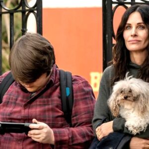 Courteney Cox says that the Starz horror comedy series Shining Vale has her excited about her acting career again. Premieres this weekend