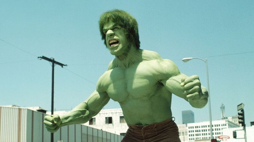 Lou Ferrigno como Hulk