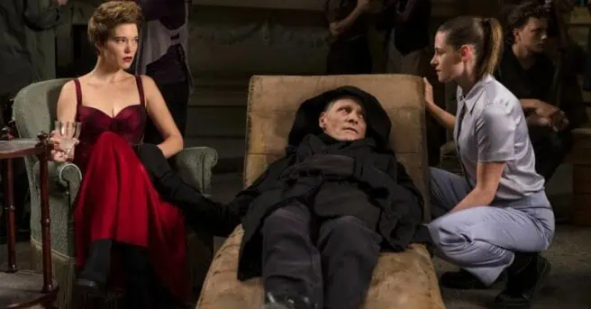 JoBlo's own Chris Bumbray attended the Neon presentation at CinemaCon and witnessed previews of Crimes of the Future and Moonage Daydream