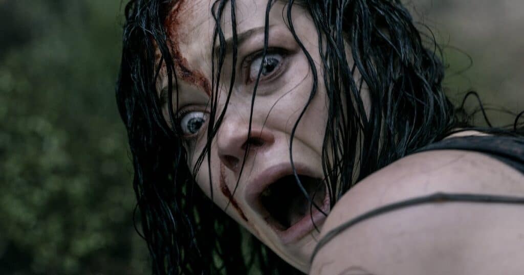The new episode of the Deconstructing... video series looks back at director Fede Alvarez's 2013 reboot of Evil Dead.