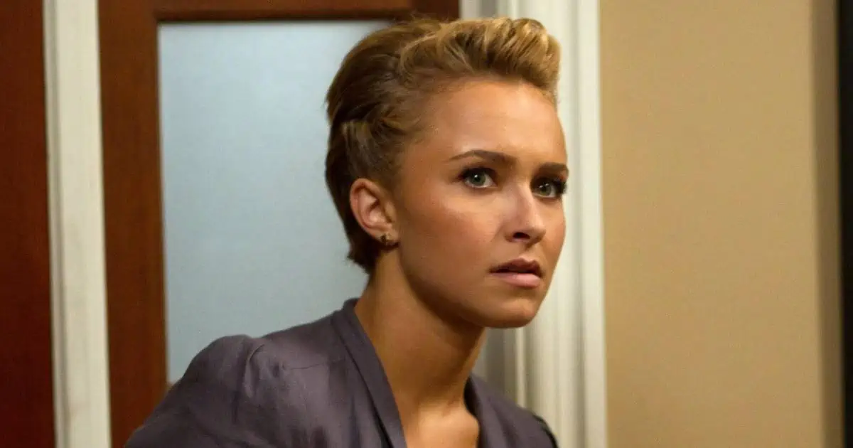 A behind-the-scenes image from the making of Scream 6 shows Hayden Panettiere in the makeup trailer, getting into character as Kirby Reed.