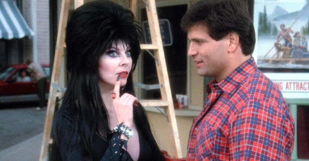 The new episode of the video series Revisited looks back at the 1988 horror comedy Elvira: Mistress of the Dark, starring Cassandra Peterson