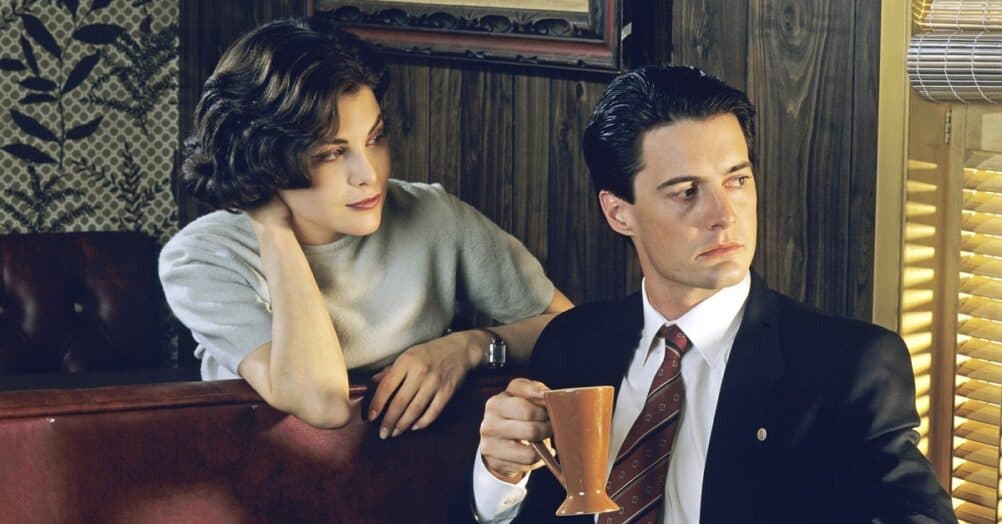 Madchen Amick took to Instagram to share a picture of a Twin Peaks cast reunion in Florida this past weekend.