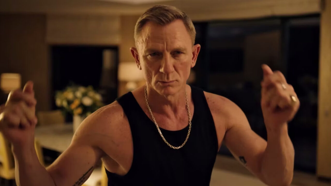Daniel Craig Stars in Taika Waititi-Directed Belvedere Vodka Campaign – The  Hollywood Reporter