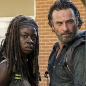 Michonne, played by Danai Gurira, has been spotted wearing an intriguing new outfit on the set of The Walking Dead: The Ones Who Live