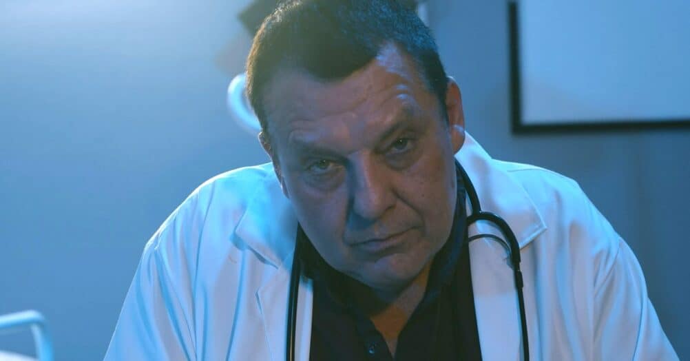 Amber Road trailer: splatter-core horror film starring Tom Sizemore and Elissa Dowling is coming in January.