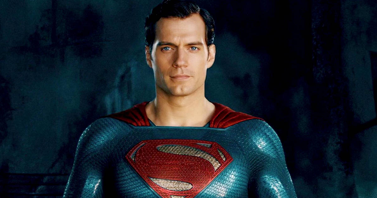 Henry Cavill Superman in Man of Steel 2 Likely After Black Adam Tease -  GameRevolution