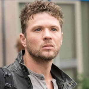 Ryan Phillippe will star in the horror film One Mile and its sequel, reuniting with Shooter executive producer John Hlavin.
