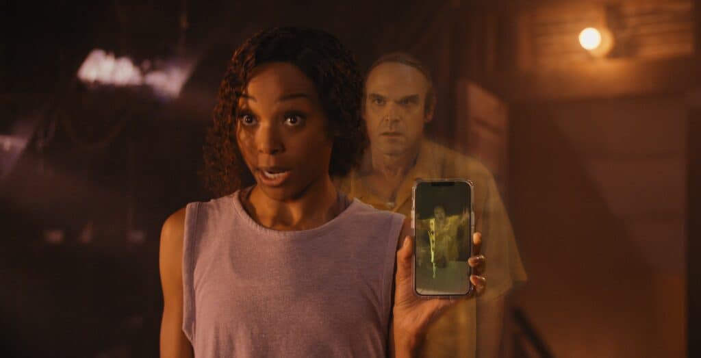 We Have A Ghost,Netflix,David Harbour,Anthony Mackie