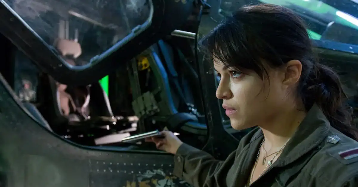 avatar michelle rodriguez james cameron