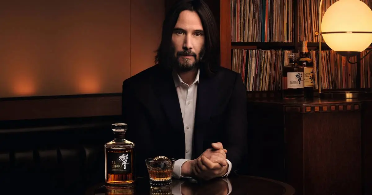 Keanu Reeves suntory