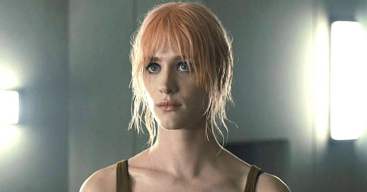 Mackenzie Davis and Peter Sarsgaard have signed on to star in the twisted horror film The Damning of a Country Merchant