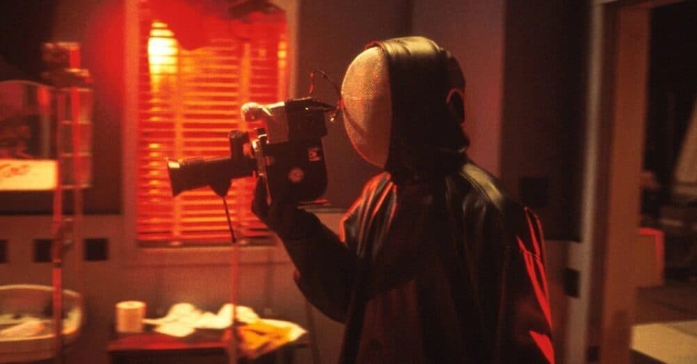 The new episode of the Revisited video series looks back at the 2000 slasher sequel Urban Legends: Final Cut