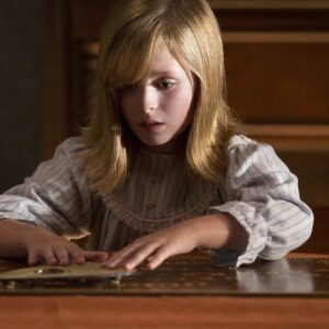 The new episode of the Black Sheep video series looks at director Mike Flanagan's Ouija prequel Ouija: Origin of Evil