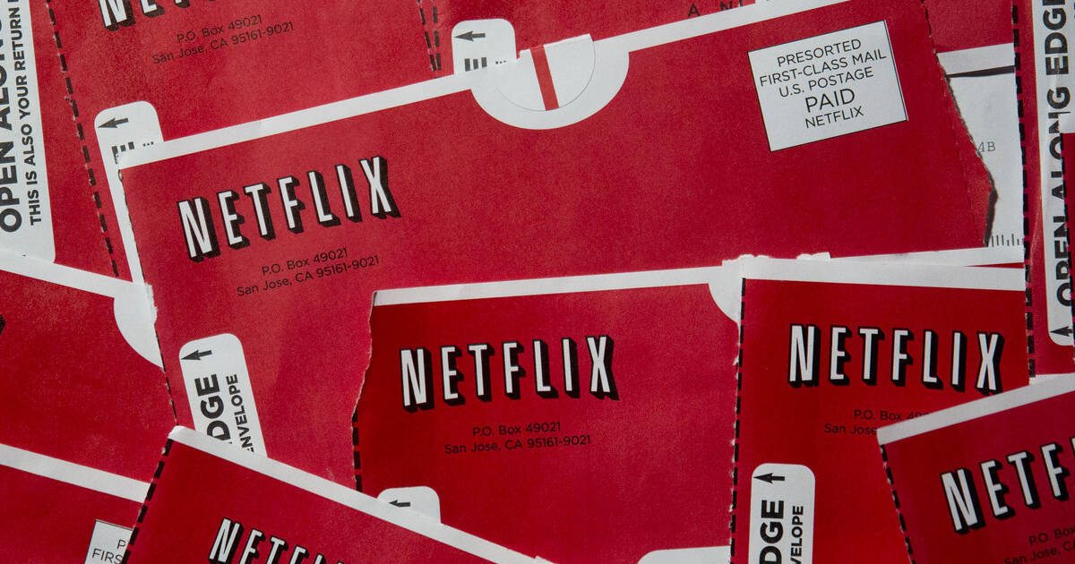 Netflix launches giveaway in final month of DVD service