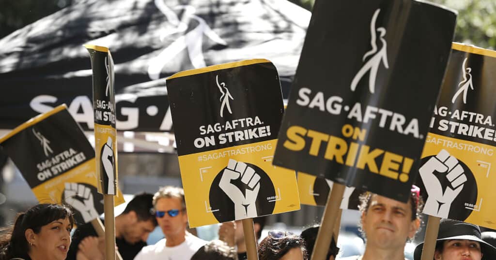 Writers Guild throws support behind SAG-AFTRA after settling