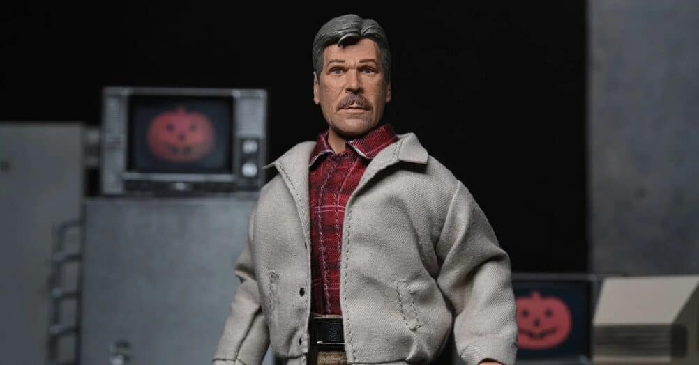 NECA's figure based on Tom Atkins' character Dr. Challis from Halloween III: Season of the Witch is now available for online purchase