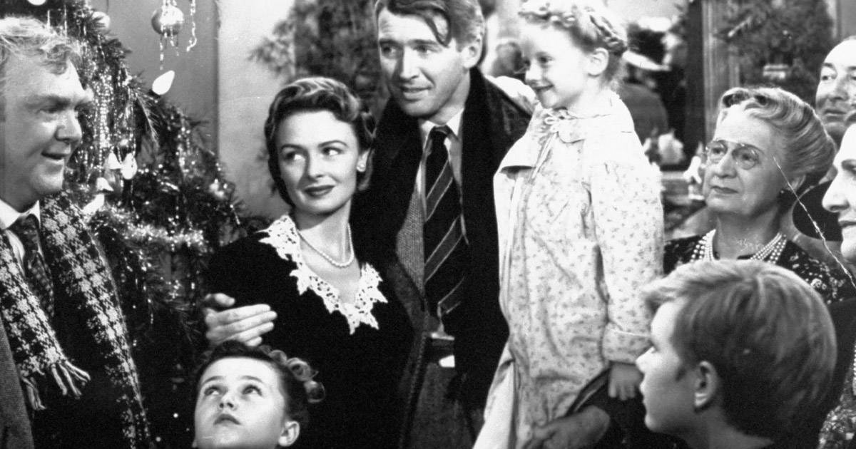 Guillermo del Toro picks the Frank Capra classic It's a Wonderful Life as his favorite Christmas movie and explains why
