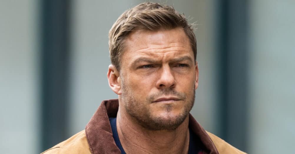 Alan Ritchson Reacher