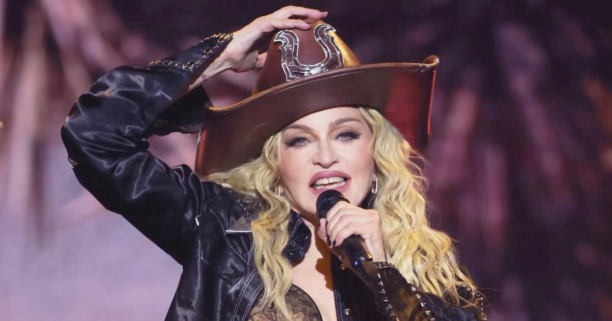 Madonna fans express themselves by suing over late concert start