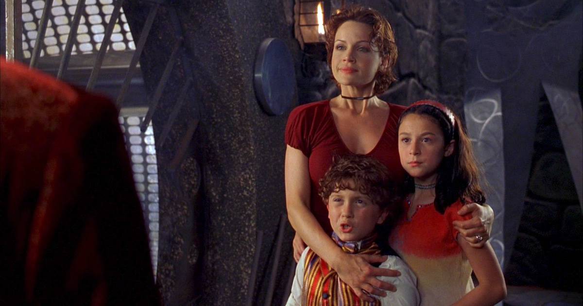 Carla Gugino says she was logistically 10 years too young for her role in Spy Kids