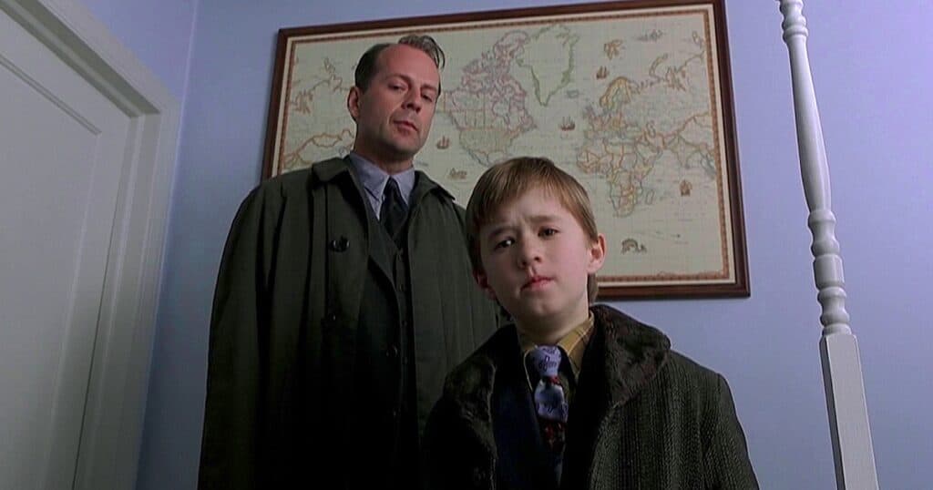 The Sixth Sense (1999) – WTF Happened to This Horror Movie?