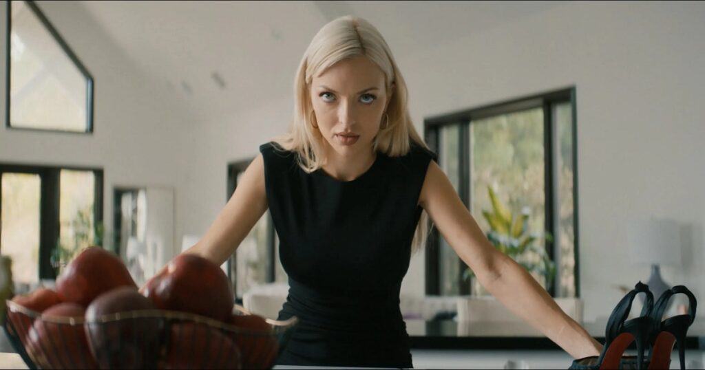Clawfoot Francesca Eastwood