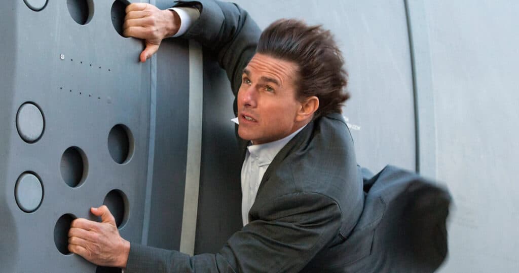 tom cruise stunts