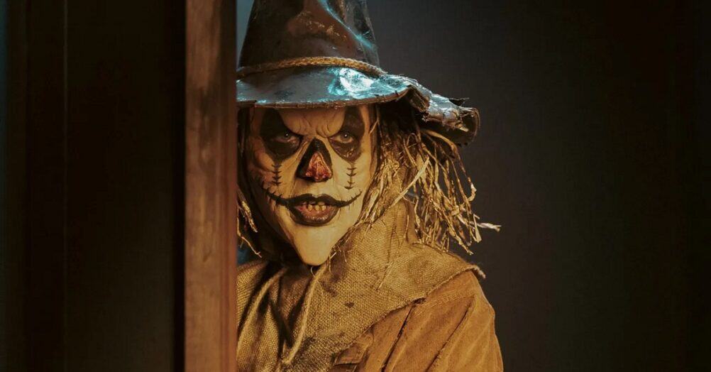 A batch of clips from Die'ced: Reloaded give a preview of the scarecrow slasher movie, which is now on VOD